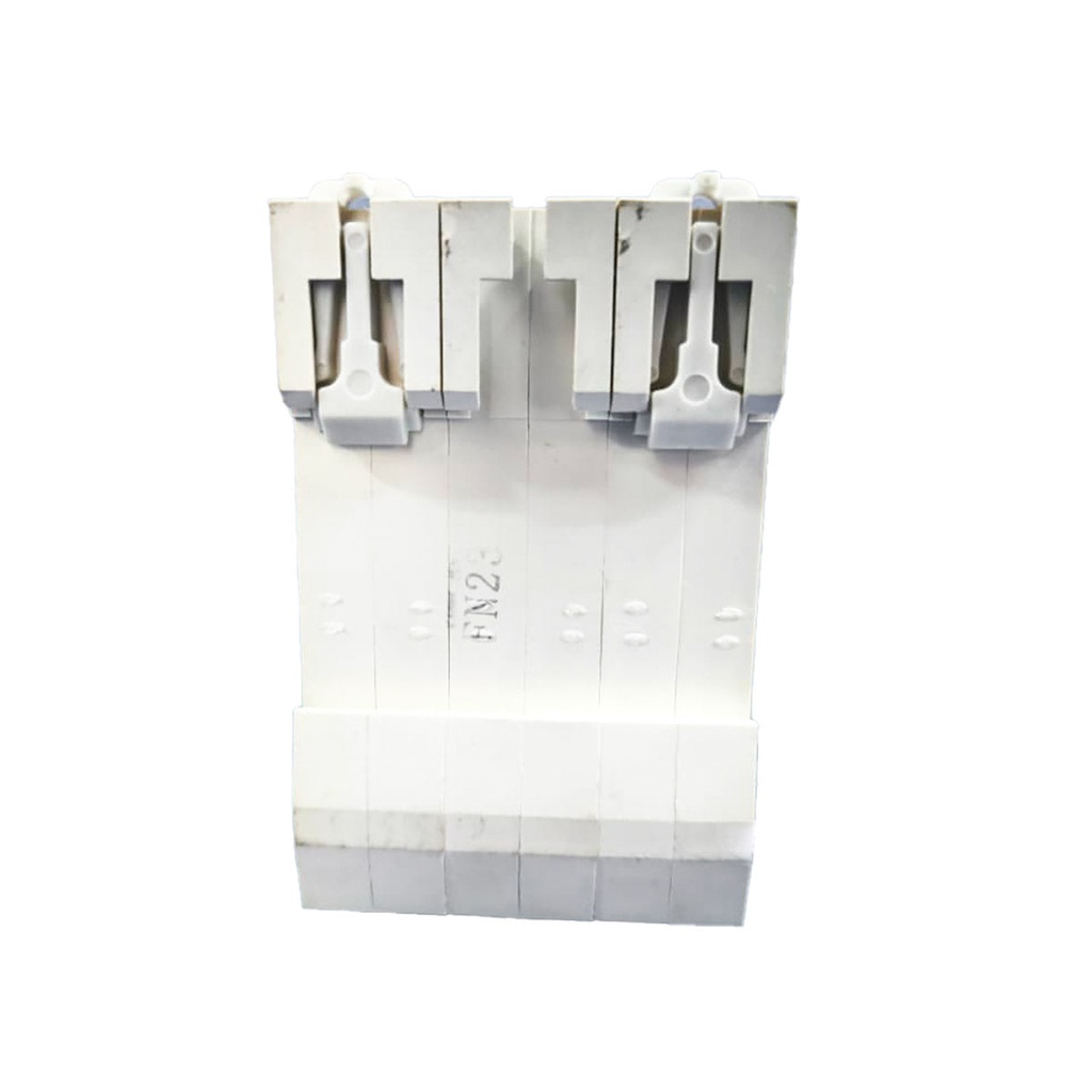 BREAKER TERMOMAGNETICO 3X40